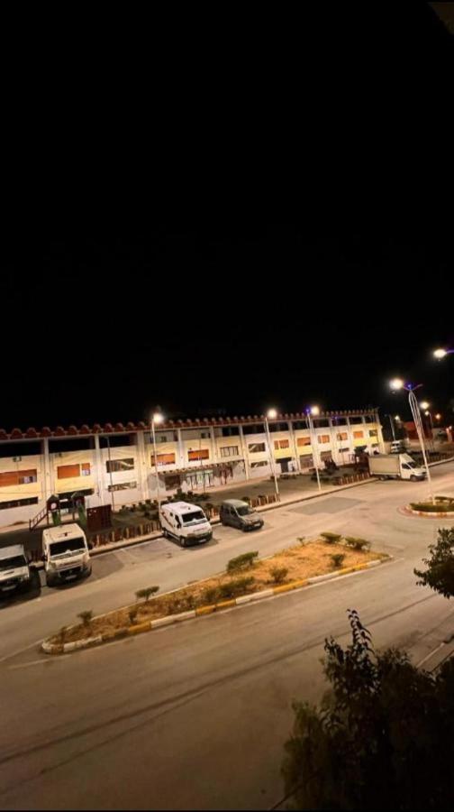 Klinti'S Apartment Berat Bagian luar foto